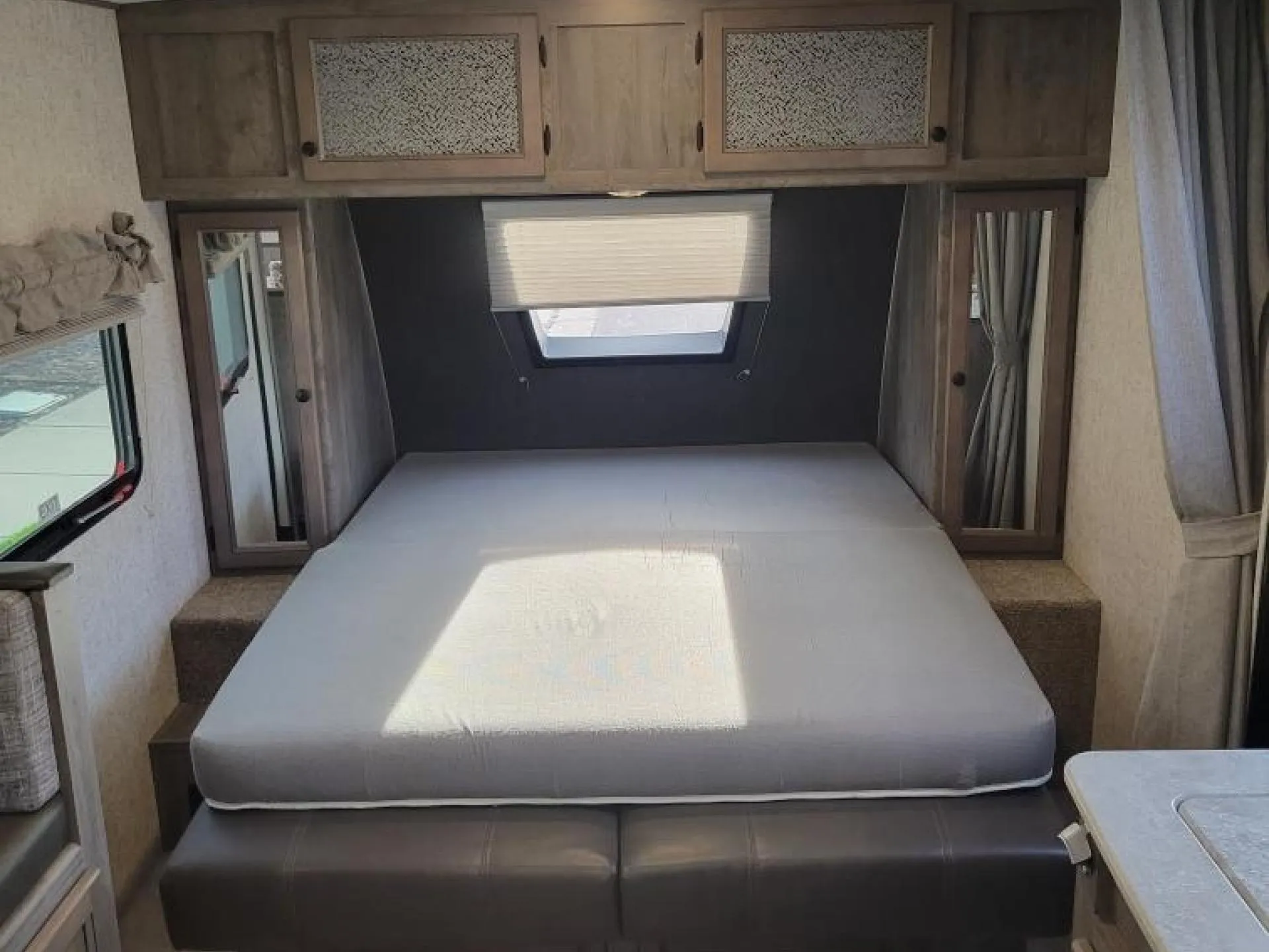 Apex Nano 208BHS, 2021 Coachmen Apex Nano 208BHS.